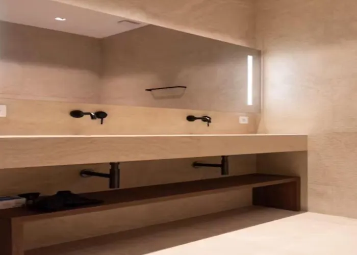 Discover In Agios Ioannis Mykonos